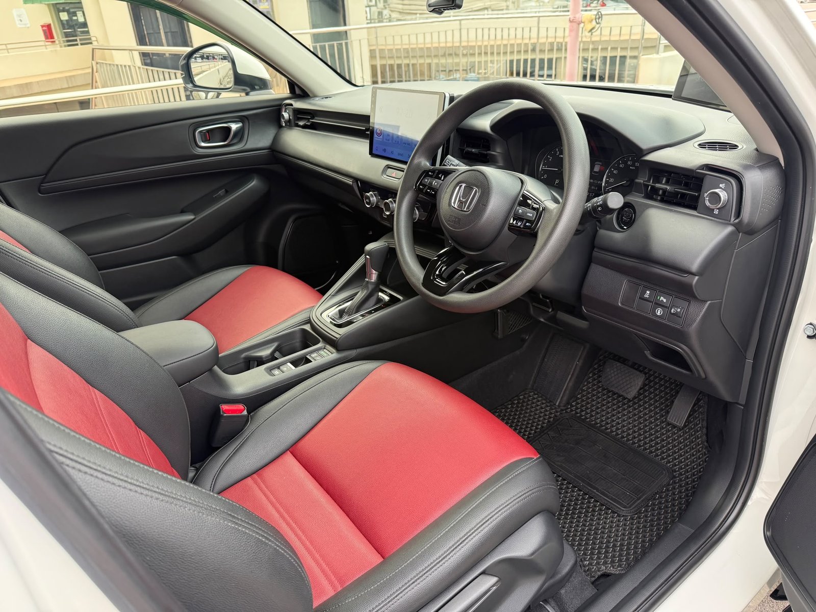 Honda Vezel 1.5 G photo 7
